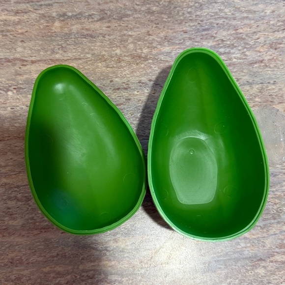 NEW Avocado Storage Container - Picture 2 of 3
